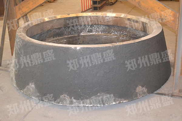 陕西省2台单重3.9吨的立磨辊套11